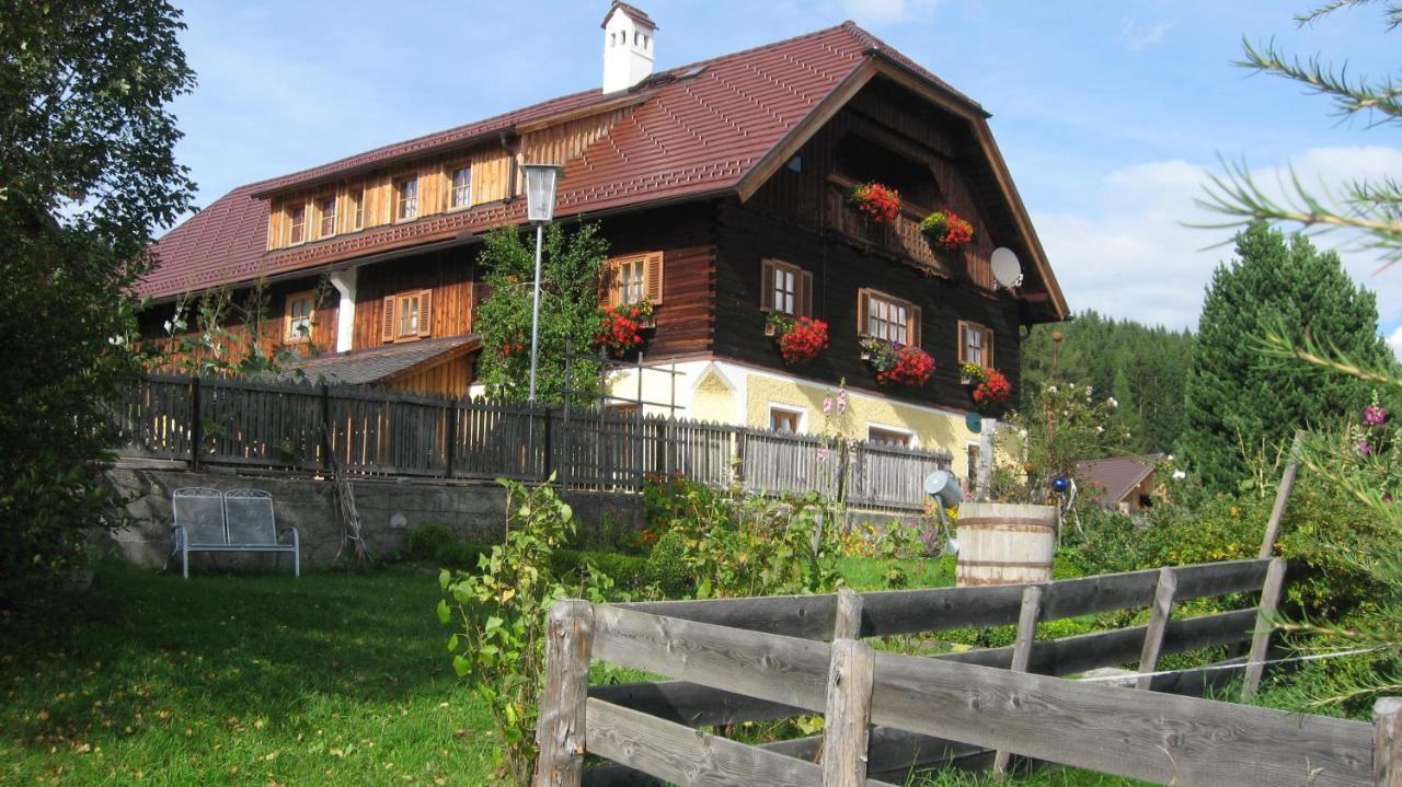 Ferienwohnung Stoff-Maurergütl Mauterndorf  Exterior foto